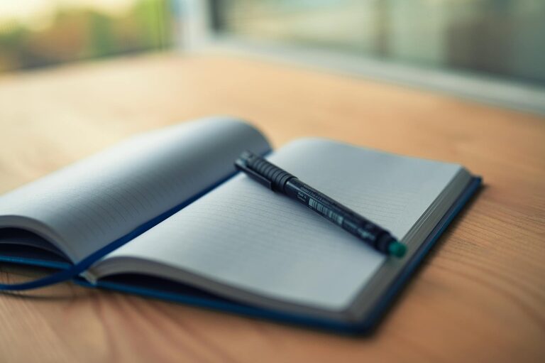 Beginner Guide to Bullet Journaling: Organize Your Life Creatively